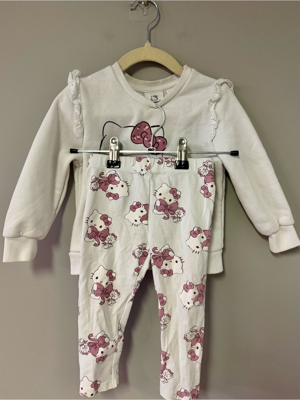 Hello Kitty Matching Set